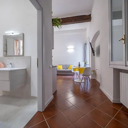 Ghirlandina - Fantastico Loft In Centro Citta Lägenhet