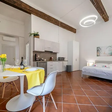 Ghirlandina - Fantastico Loft In Centro Citta